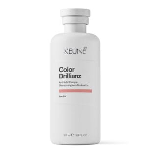 Hellävarainen shampoo, joka suojelee värjättyjä hiuksia haalistumiselta