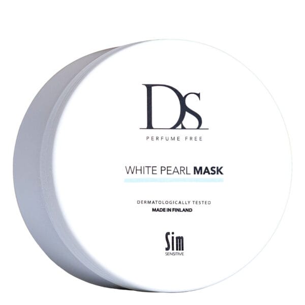 Helmiäistä kirkkautta ja syvää hoitoa antava tehohoito vaaleille hiuksille